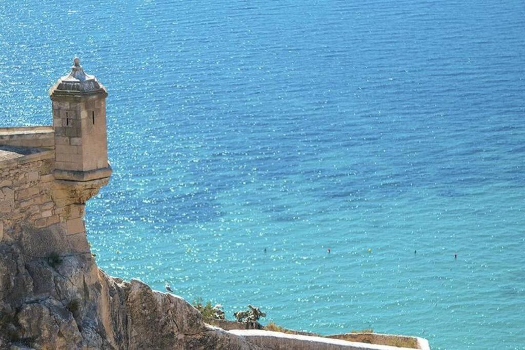 Espacioso Y Centrico Piso Con Zona Chill-Out Аликанте Экстерьер фото